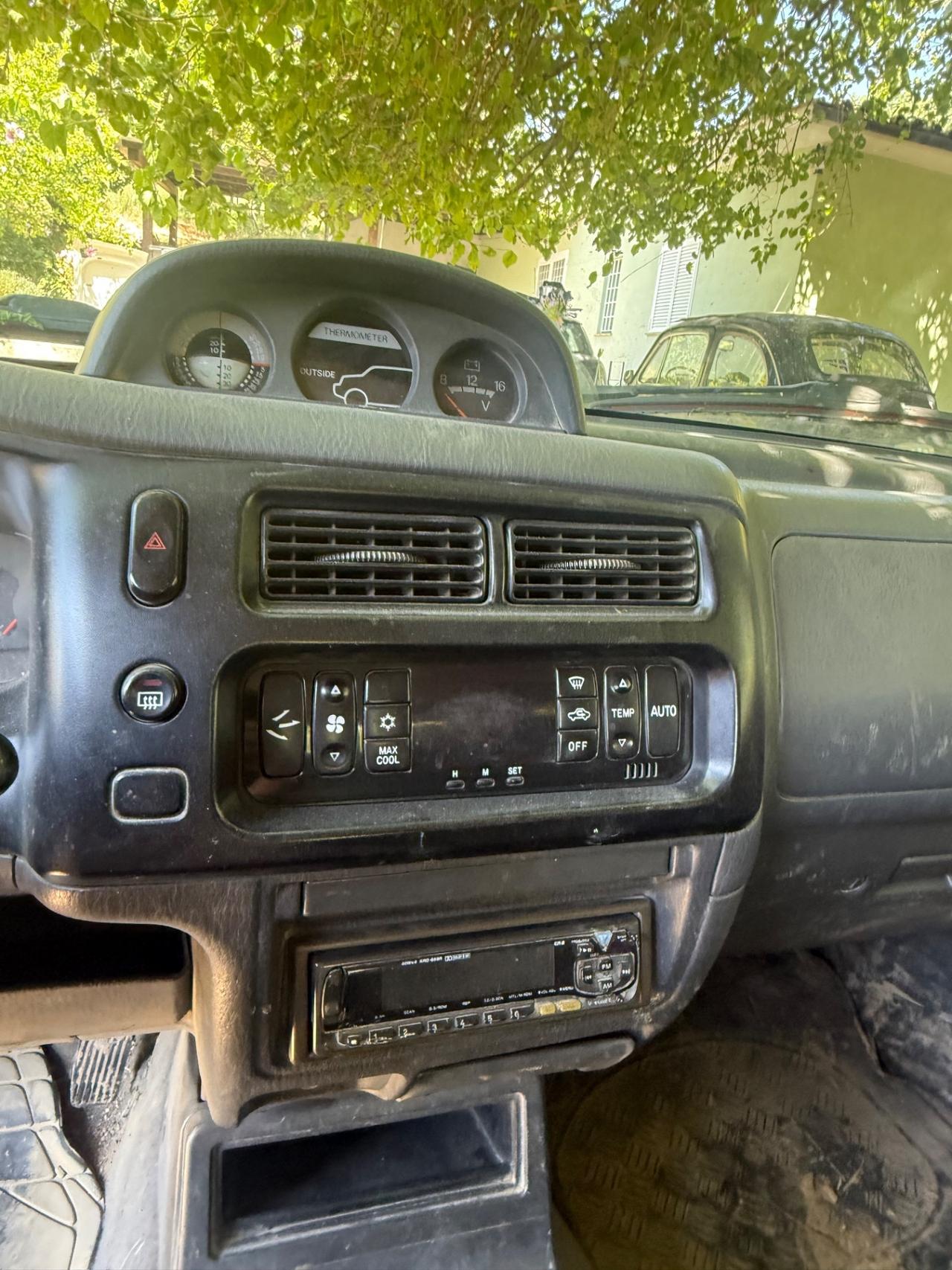 Mitsubishi L200 2.5 TDI 4WD Club Cab Pick-up GLS