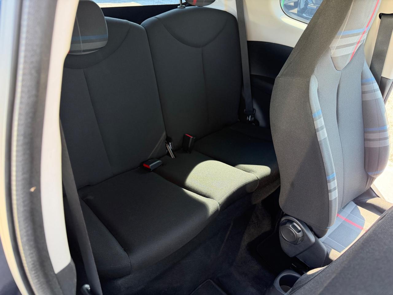 Peugeot 108 VTi 68 3 porte Allure TOP!