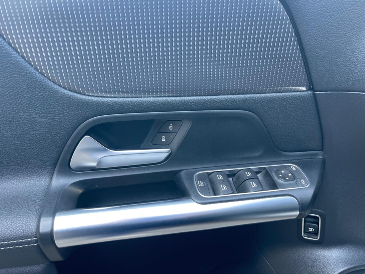 Mercedes-benz GLA 200 d Automatic Sport Plus KM 85.000 CERTIFICATI !!!