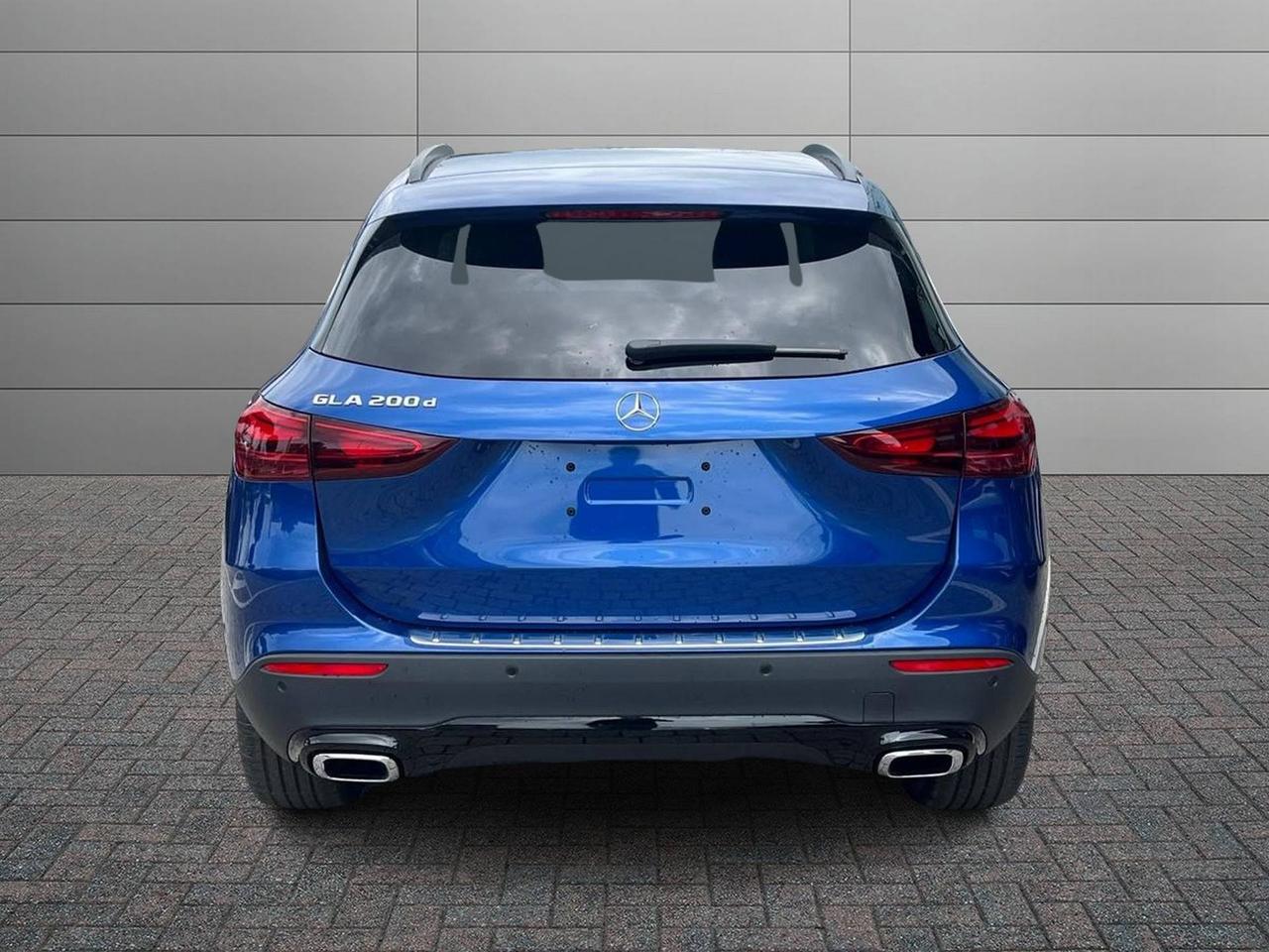 Mercedes-Benz GLA 200 d automatic