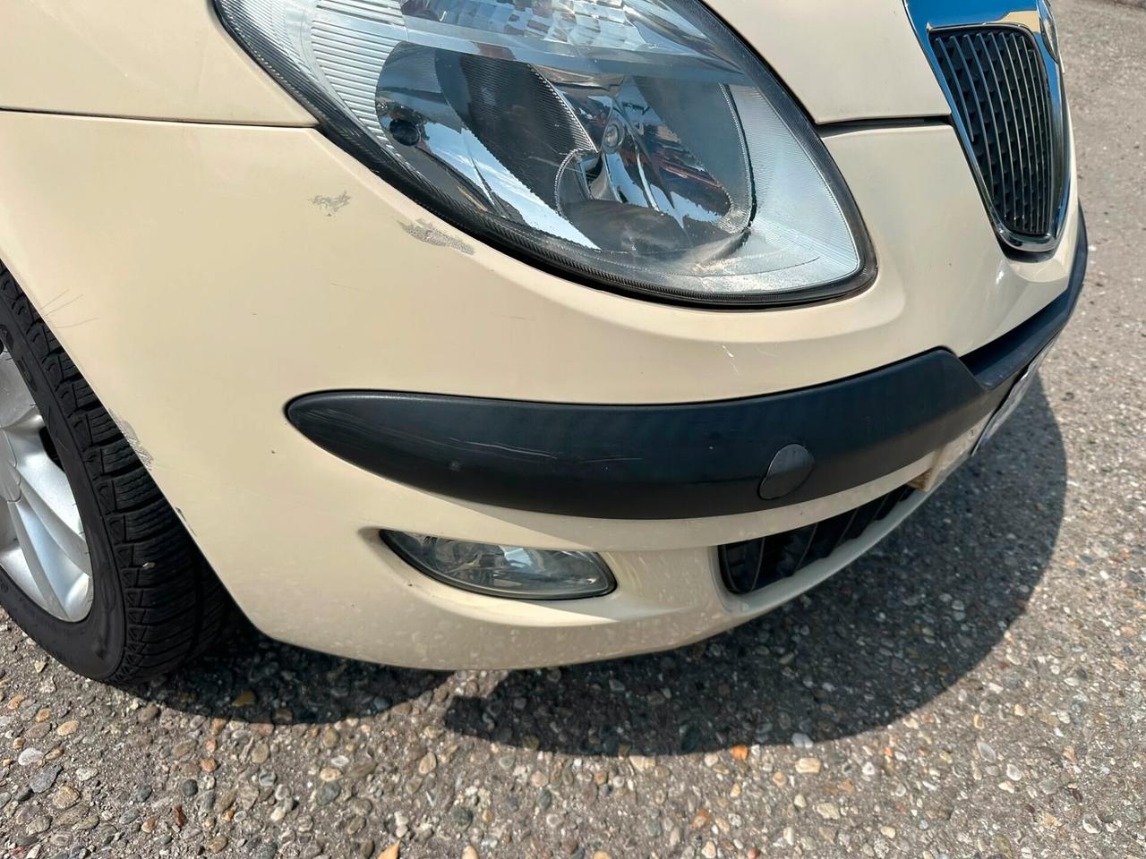 Lancia Ypsilon 1.2