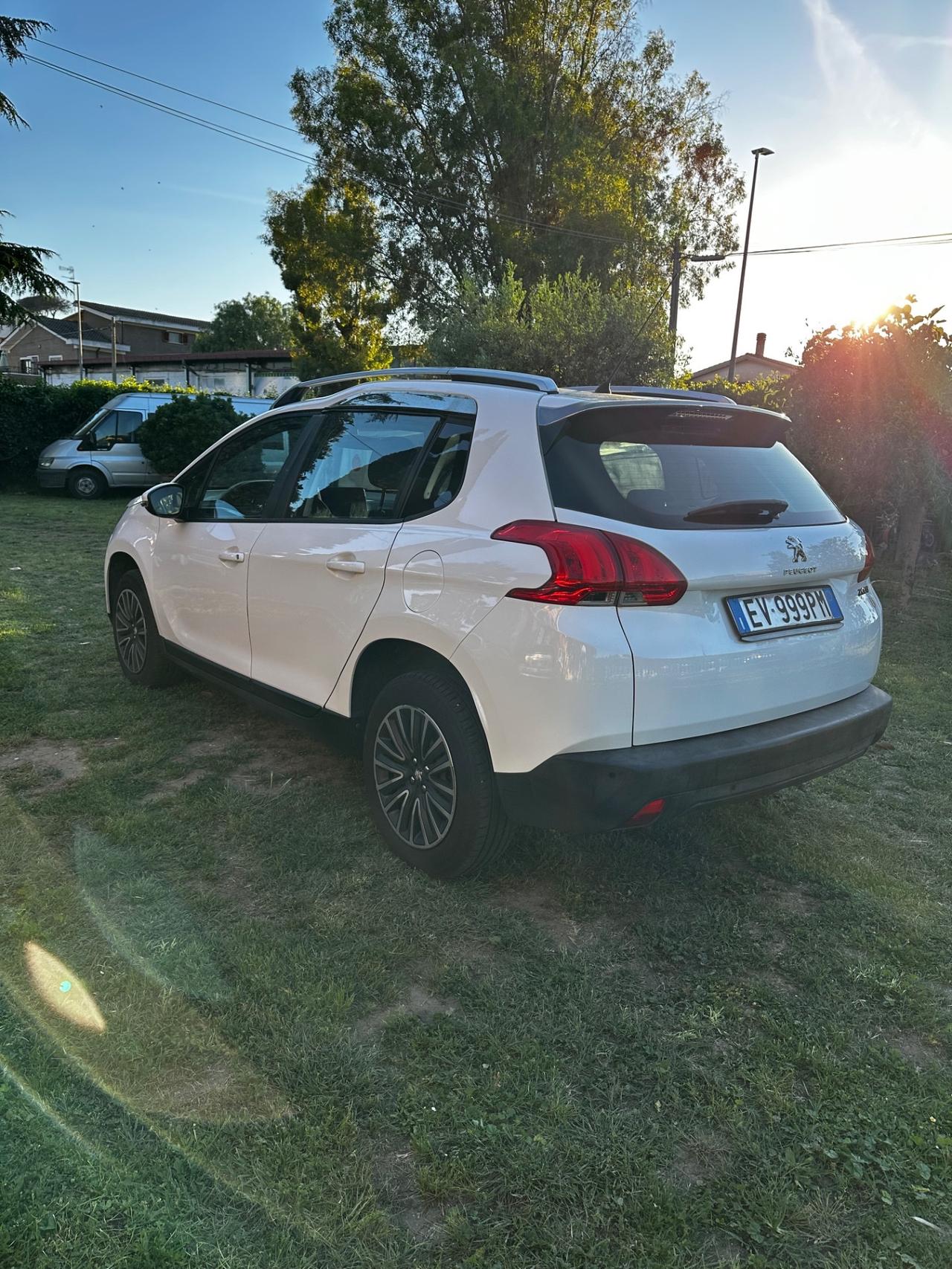 Peugeot 2008 PureTech 82 Allure