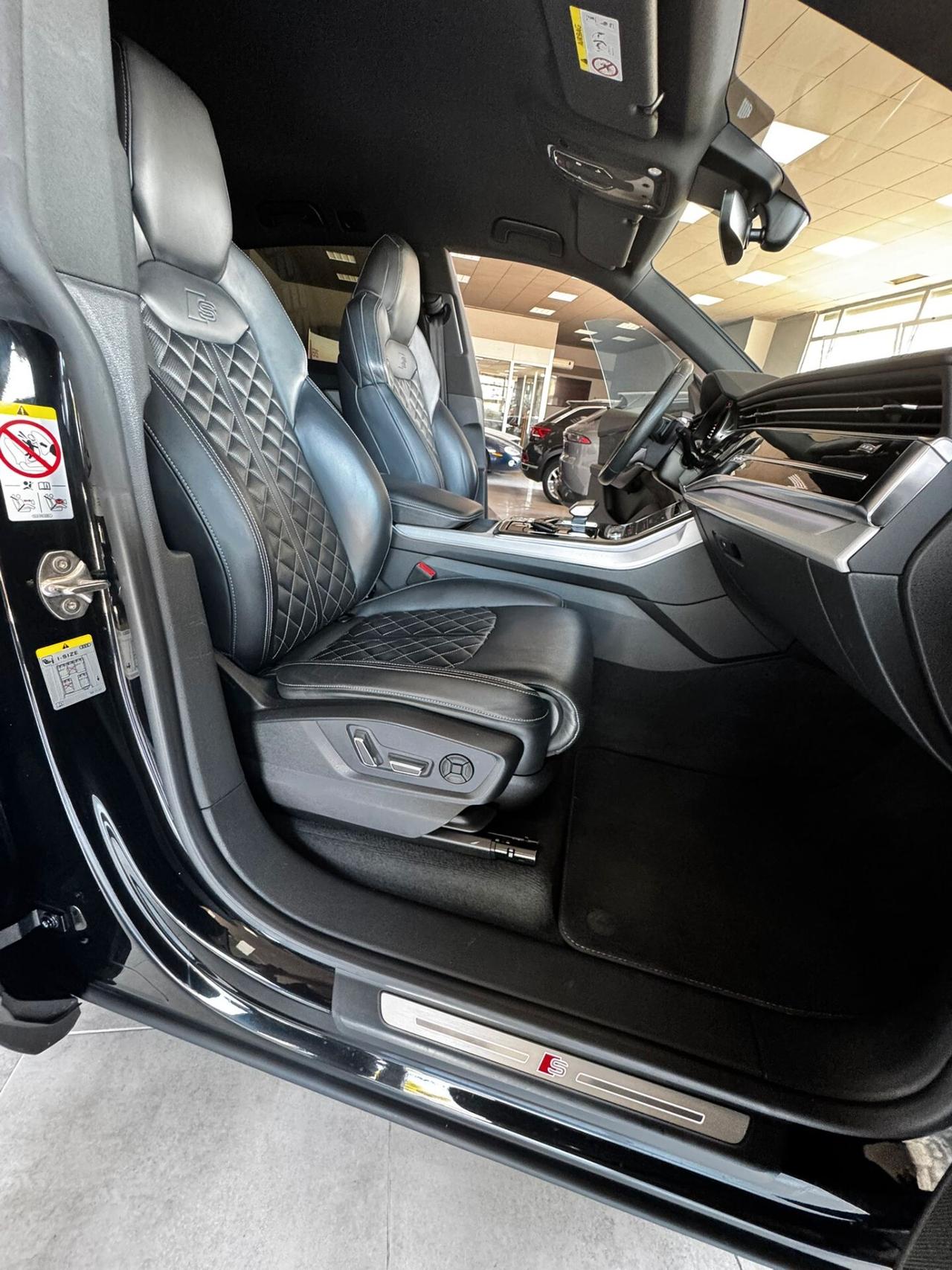 AUDI Q8 50 TDI QUATTRO SLINE EDITION HYBRID