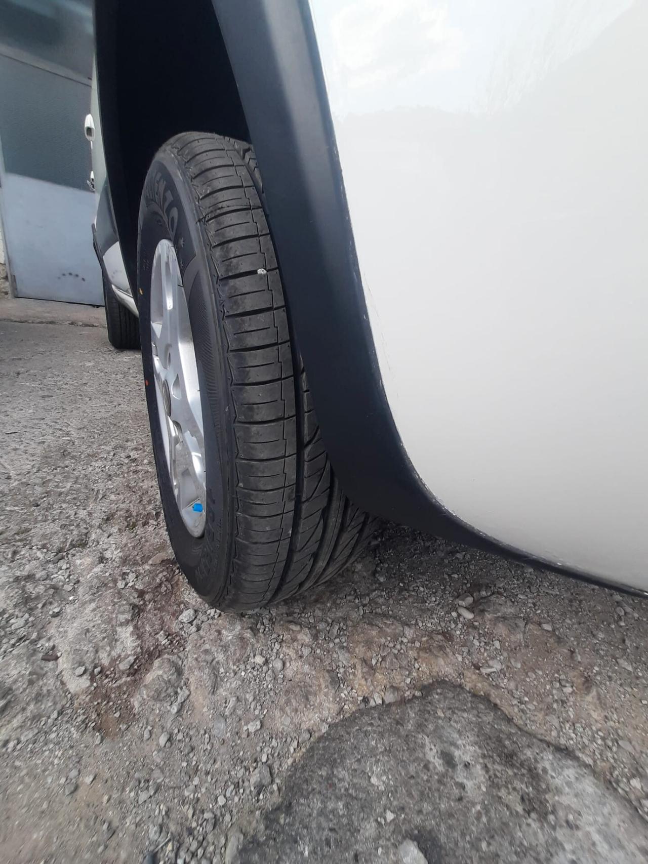 Fiat Panda 1.3 MJT 16V DPF 4x4 Climbing