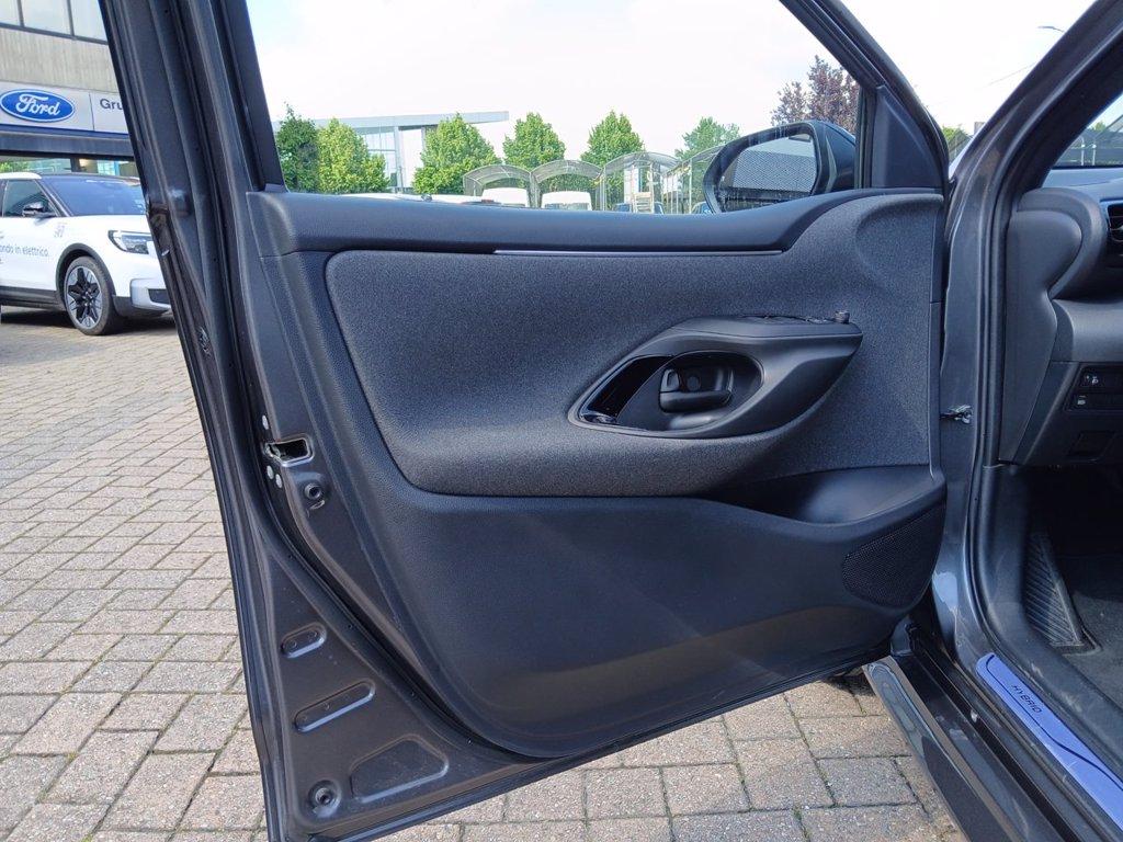 TOYOTA Yaris hybrid Lounge Automatica del 2021