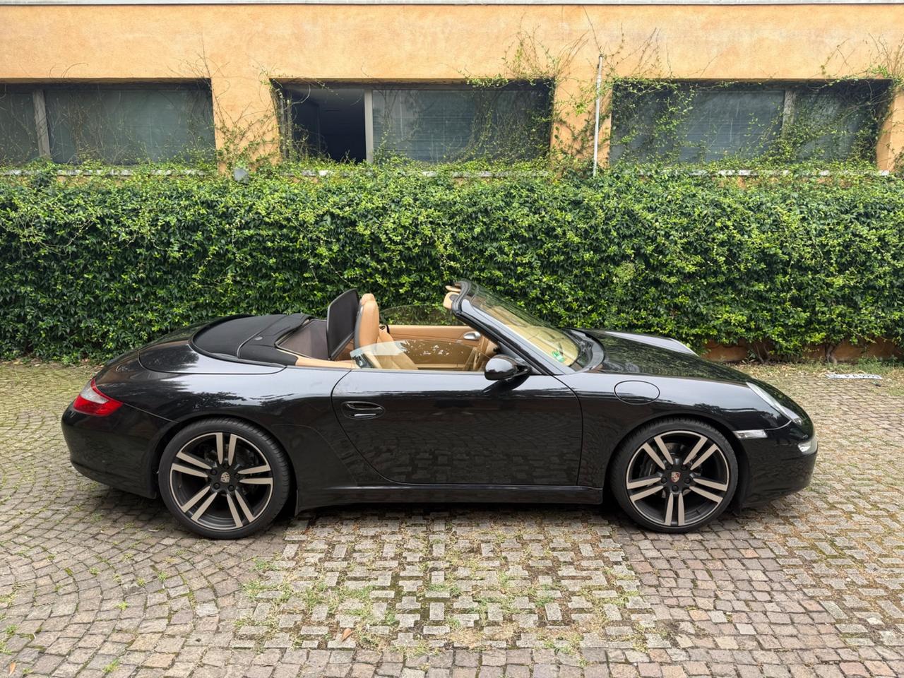 Porsche 911 Carrera Cabrio
