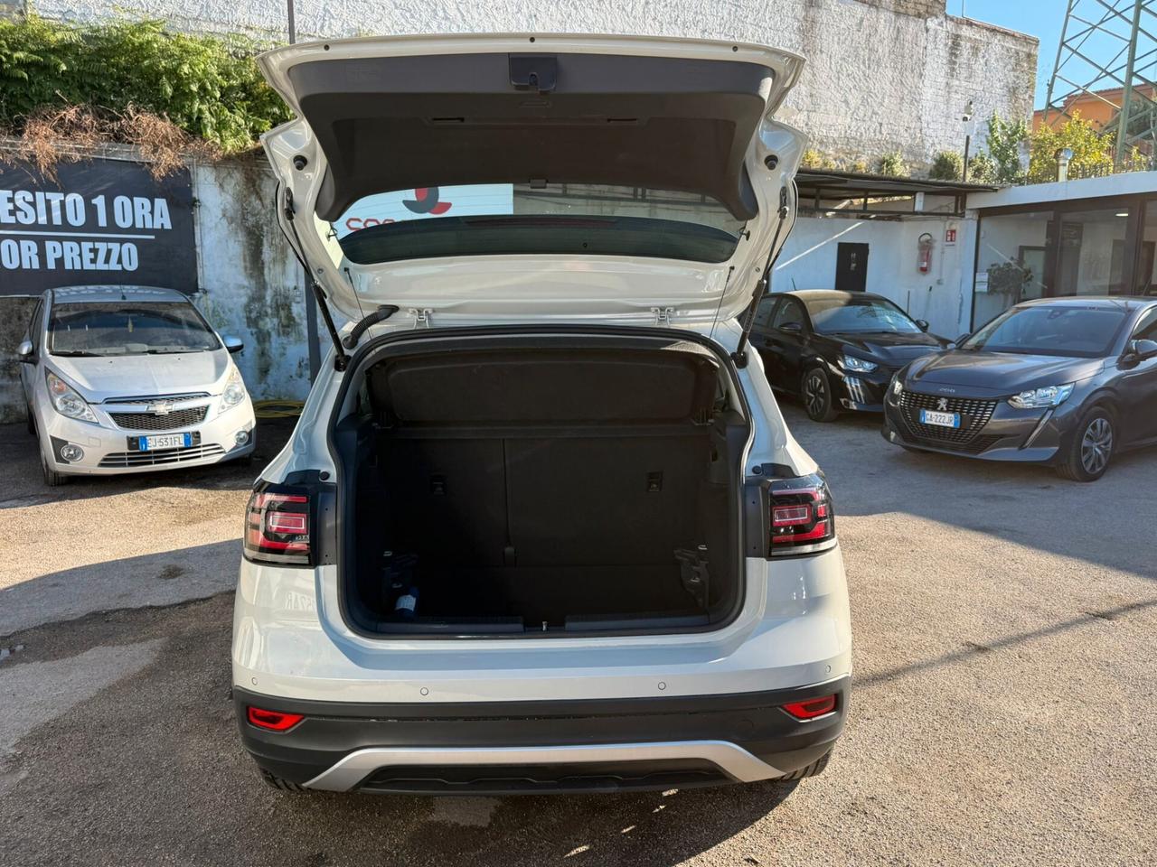 VOLKSWAGEN T-CROSS 2023 1.O BENZINA 95CV 18000KM