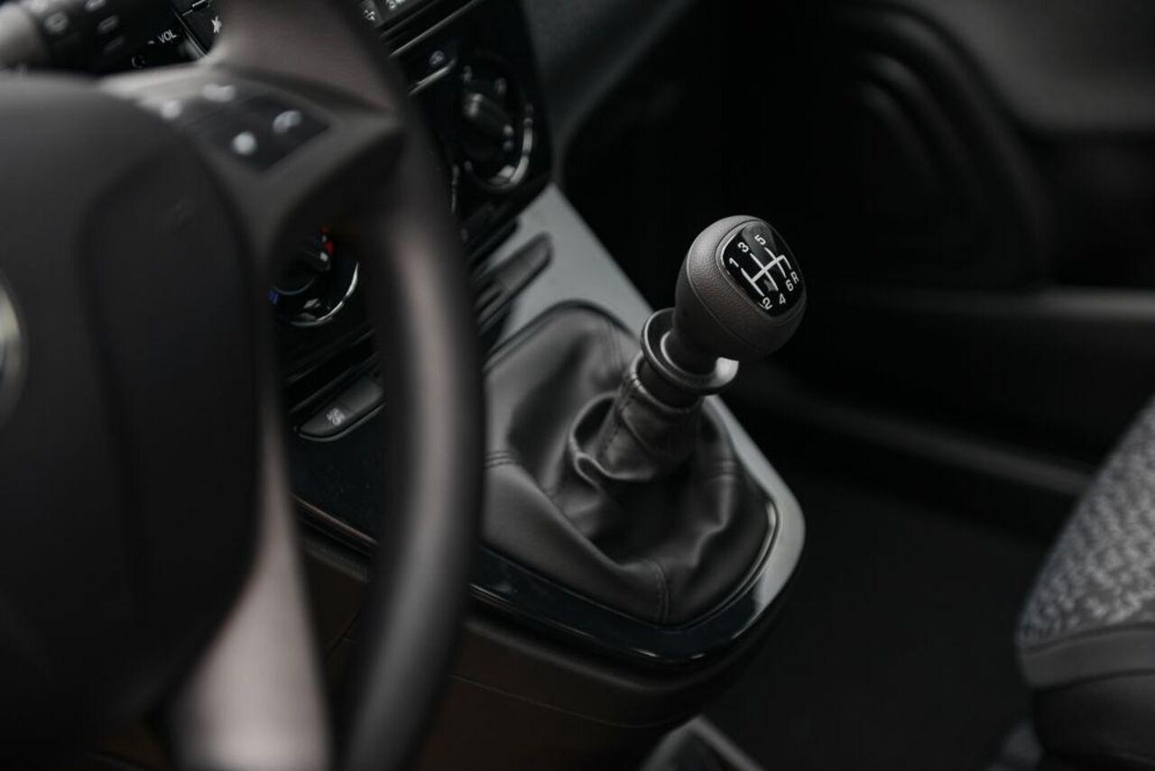 LANCIA Ypsilon III 2021 - Ypsilon 1.0 firefly hybrid Silver s&s 70cv