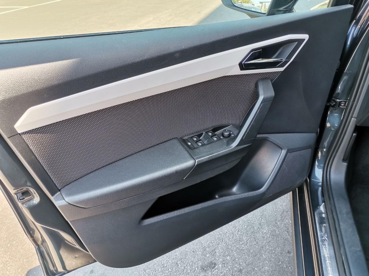 SEAT Arona 1.0 TGI XCELLENCE