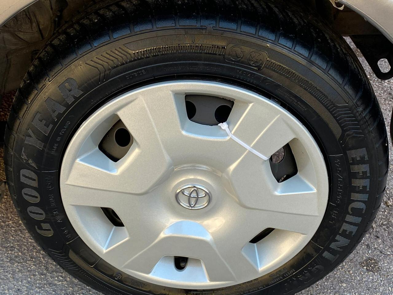 Toyota Yaris 1.4 D-4D 75cv - 2004