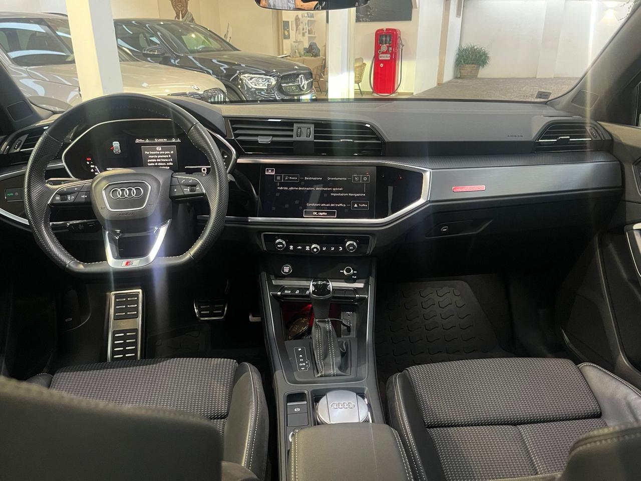 Audi Q3 40 TFSI quattro S tronic line edition