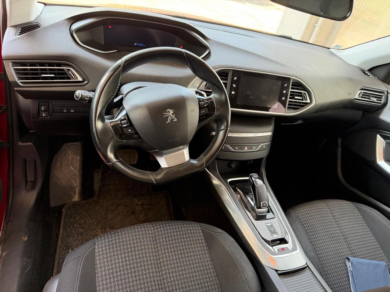 Peugeot 308 BlueHDi 130 S&S EAT8 SW Allure