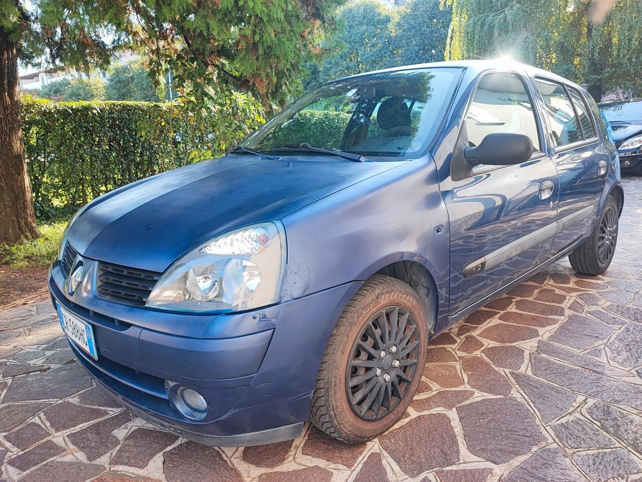 Renault Clio 1.2 cat 5 porte Confort neopatentati