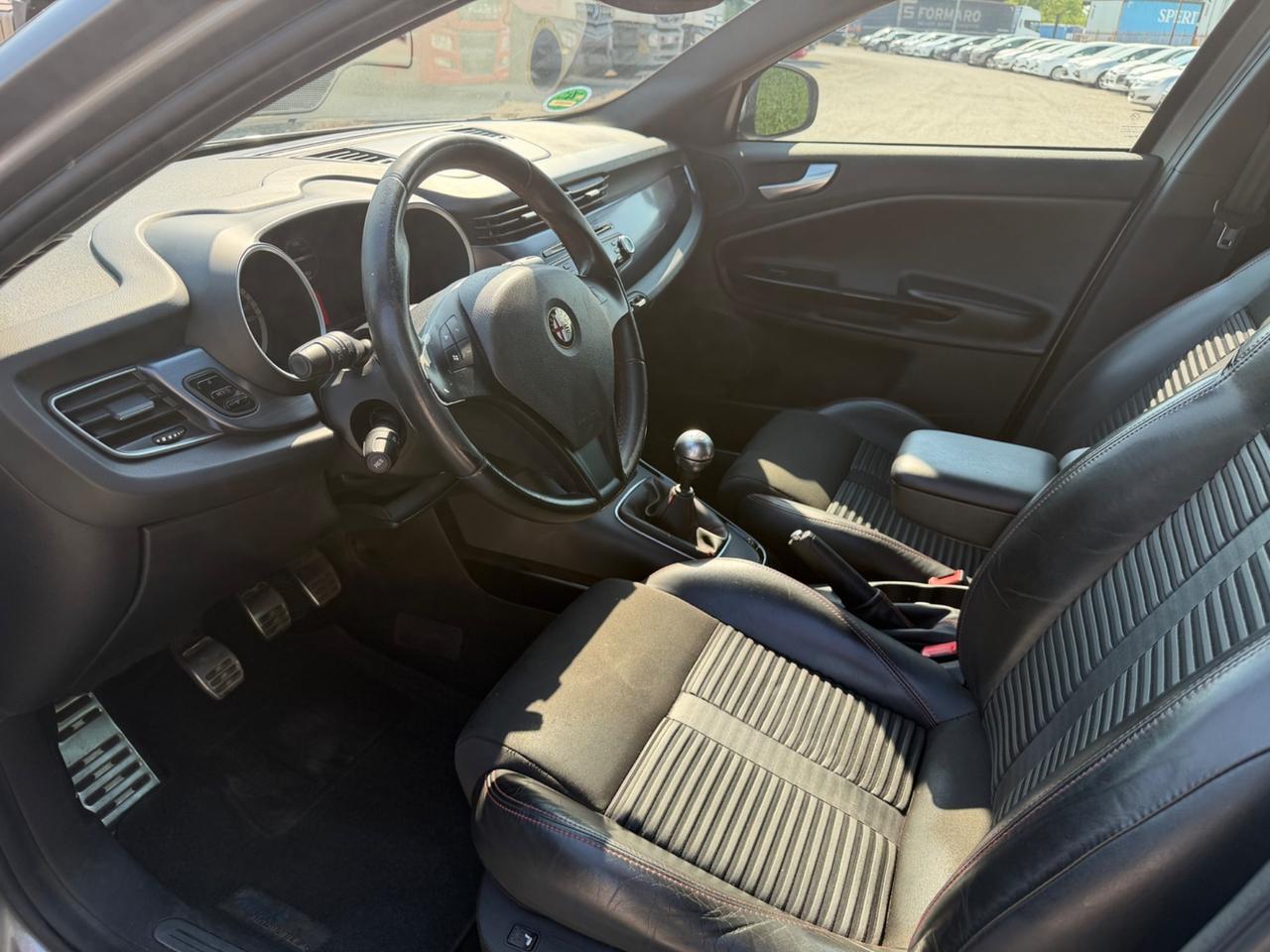 Alfa Romeo Giulietta 1750 TBi Quadrifoglio Verde