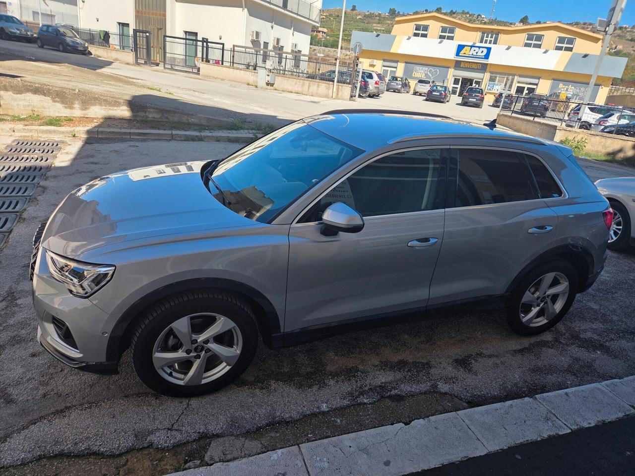 AUDI Q3 ANNO 2022 2.0 TDI 150 CV KM CERTIFICATI