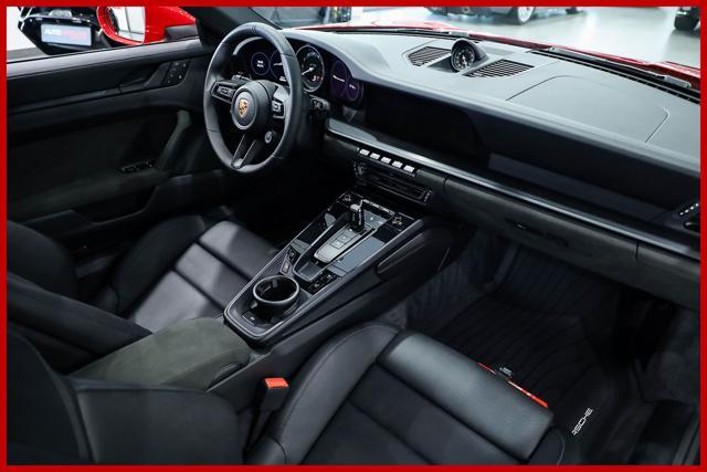 PORSCHE 992 Carrera 2 GTS