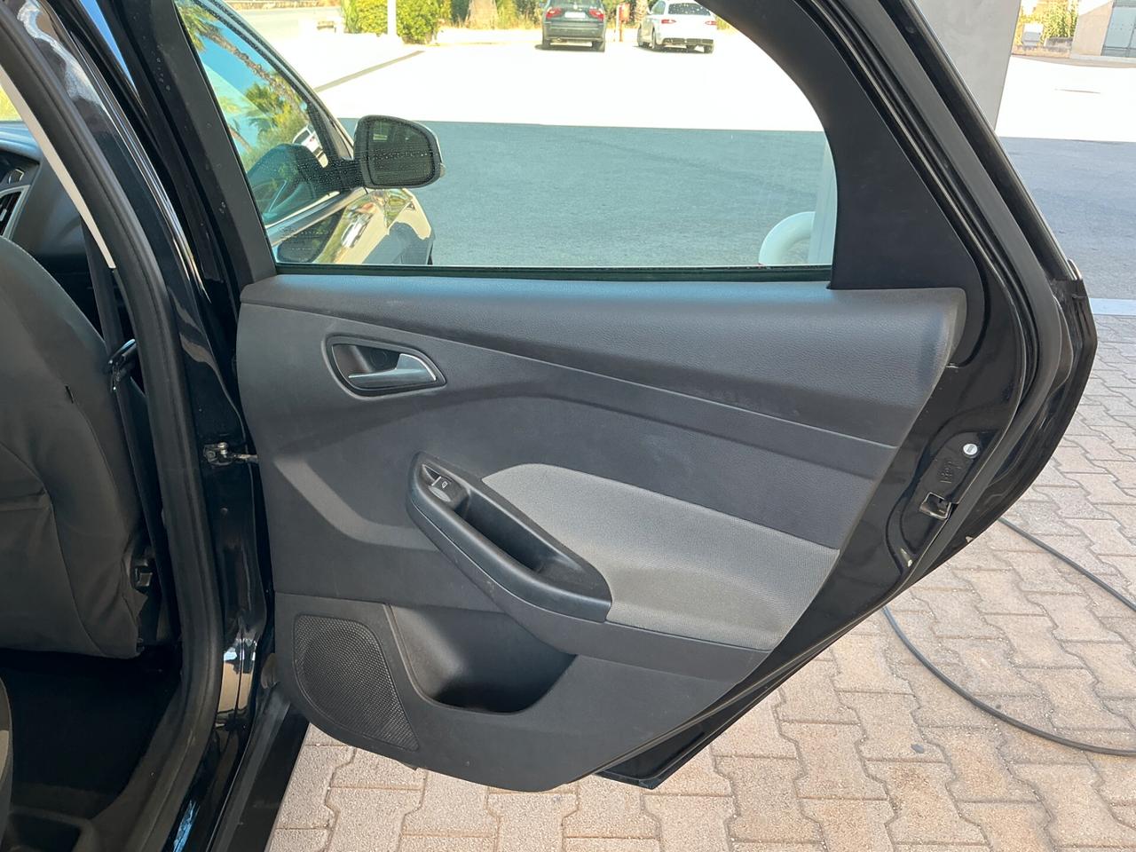 Ford Focus 1.6 TDCi 95 CV Titanium