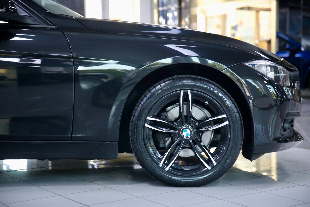 BMW 318d Business Advantage auto