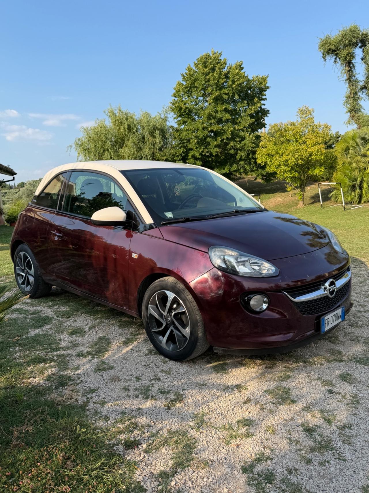 Opel Adam 1.4 87 CV GPL Tech Jam