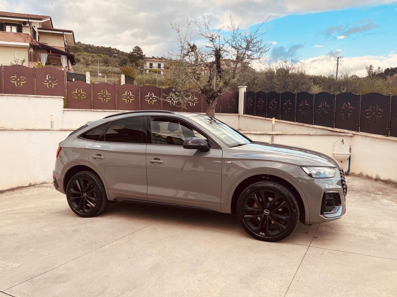 Audi Q5 SPORTBACK 40 TDI 204 CV S-LINE BLACK LINE QUATTRO