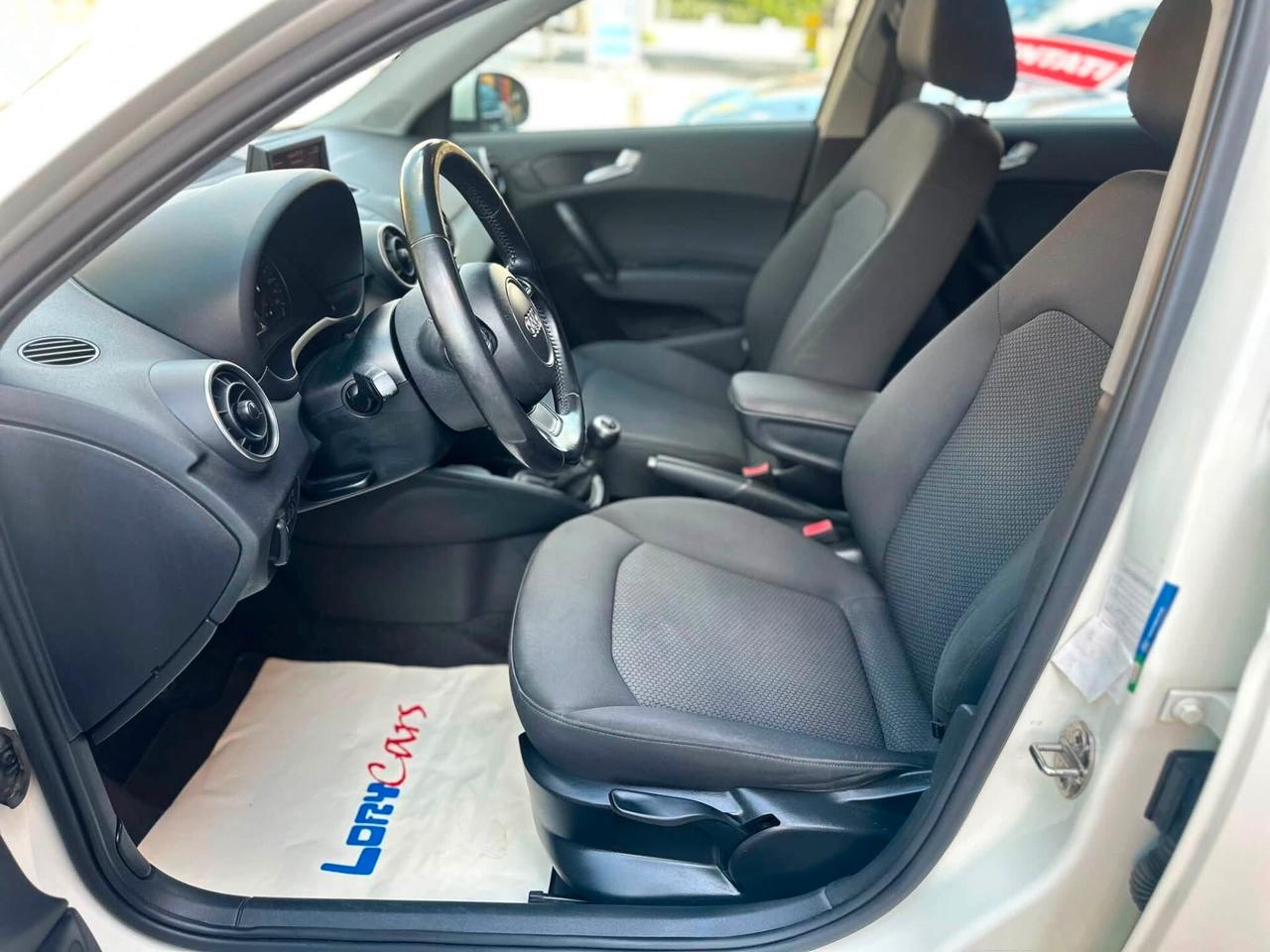 Audi A1 1.6 TDI Attraction NEOPATENTATI