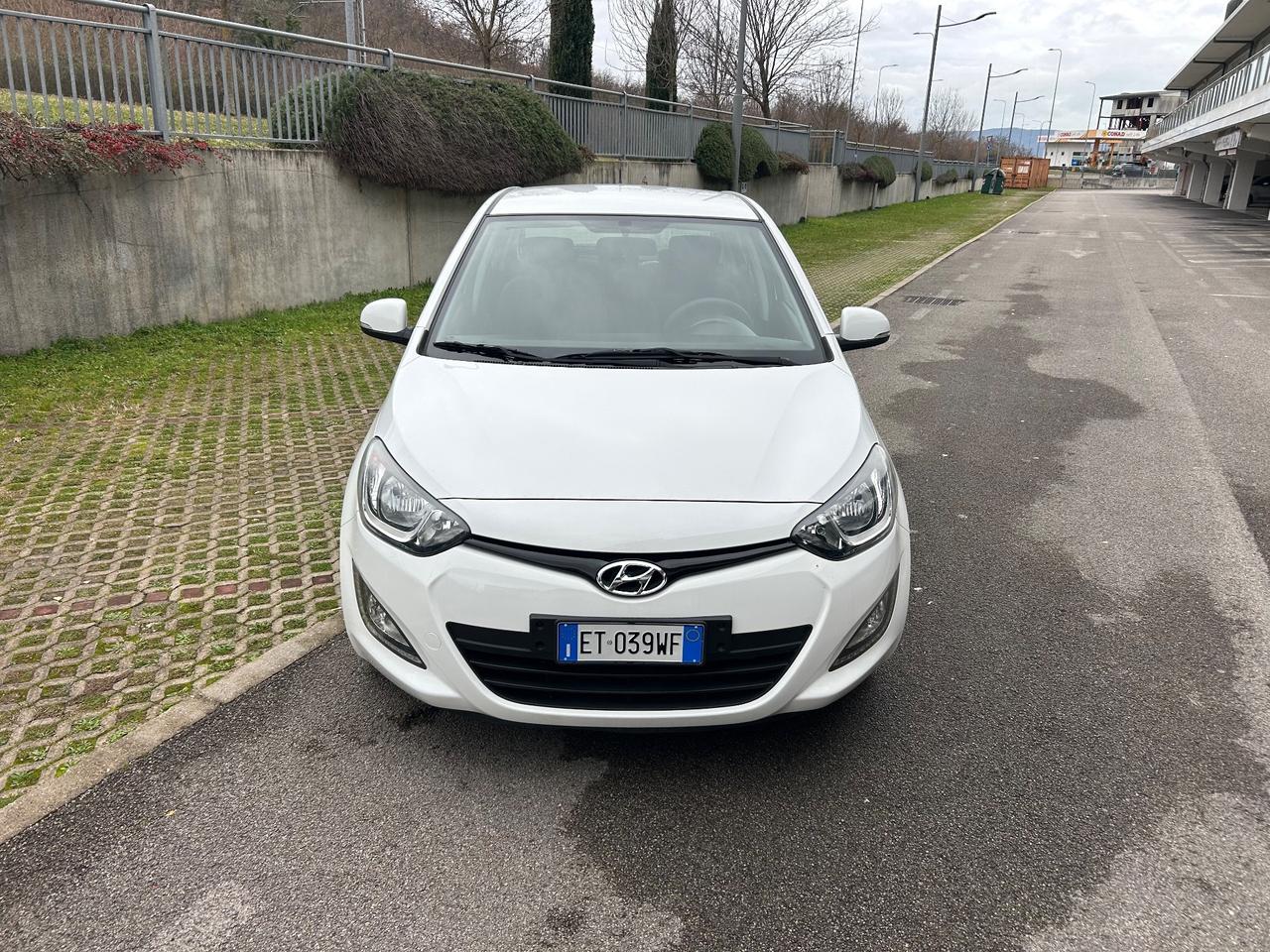 Hyundai i20 1.2 5p. BlueDrive GPL Sound Edition