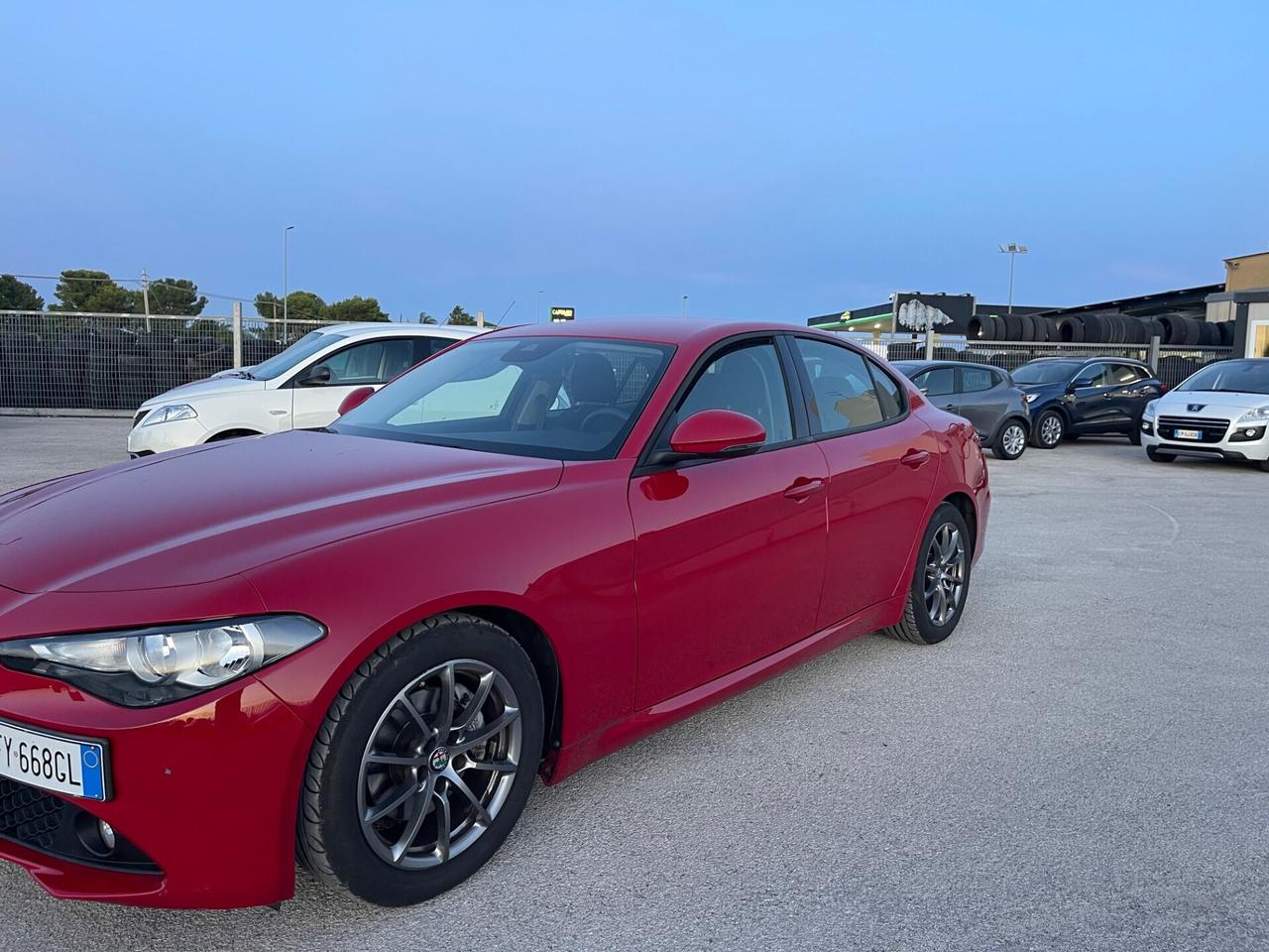 ALFA ROMEO GIULIA 2.2D ROSSA FULL 93000KM NUOVA