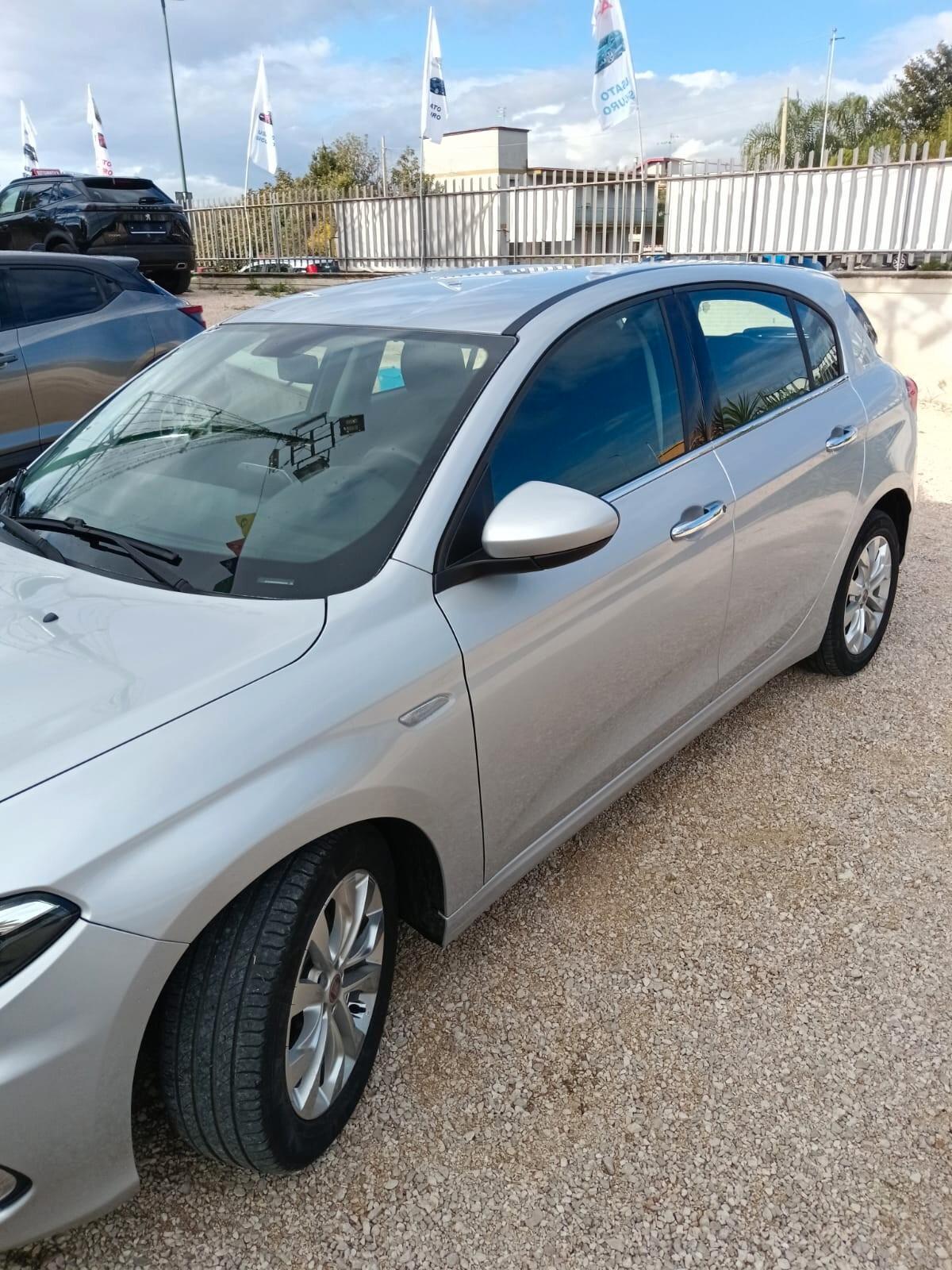 Fiat Tipo 1.6 Mjt S&S 5 porte Easy