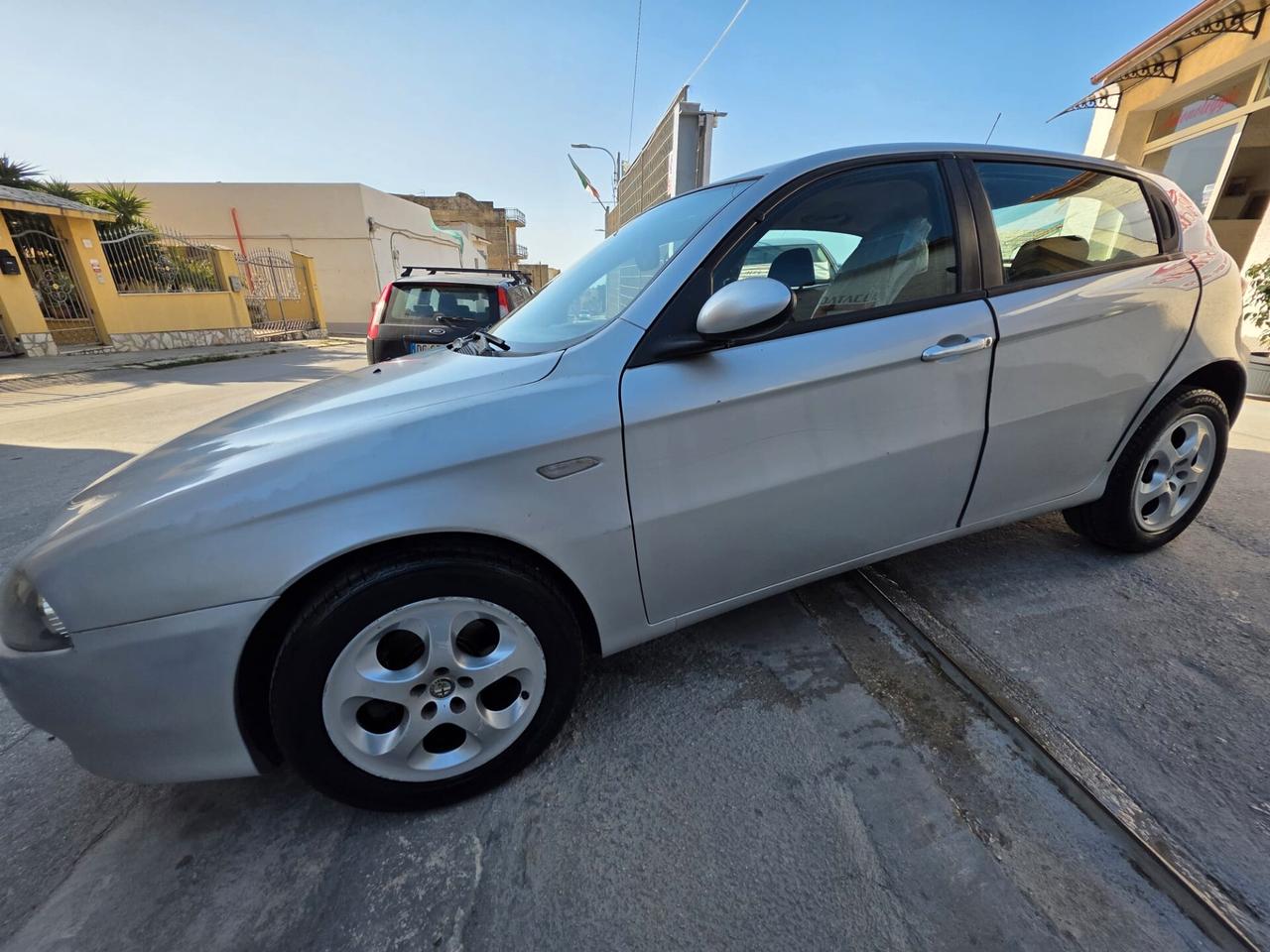 Alfa Romeo 147 1.9 JTD M-JET 16V 5 porte Prog.