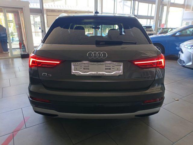 AUDI Q3 35 TDI quattro S tronic Business Advanced