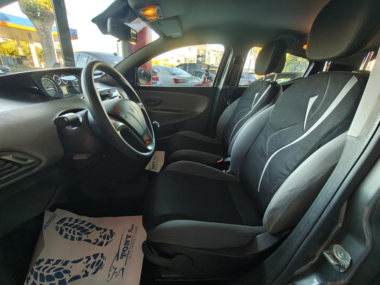 Lancia Ypsilon 1.3 MJT 16V 95 CV 5 porte S&S Platinum