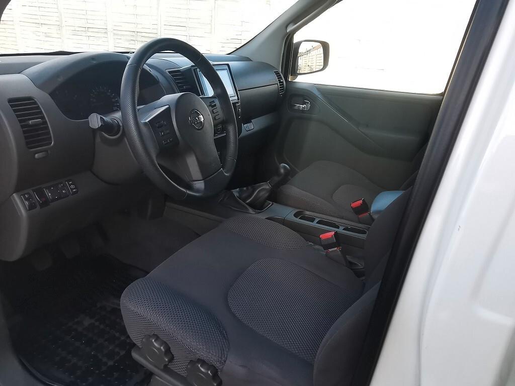 Nissan Navara 2.5 dCi 4 porte Double Cab LE