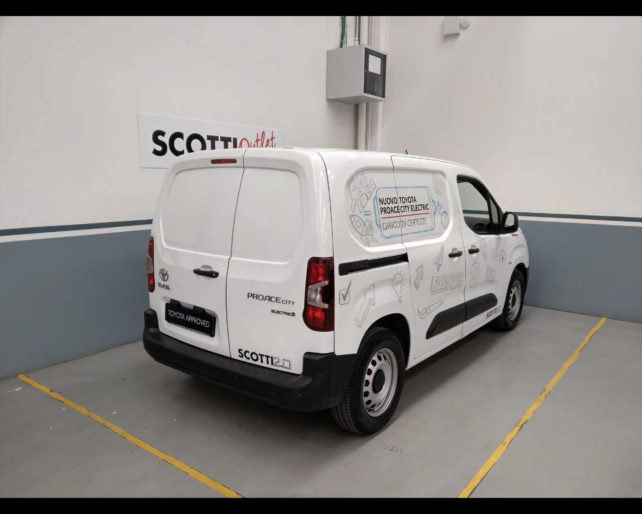 TOYOTA PROACE CITY Electric Short 50kWh Porta Singola COMFORT