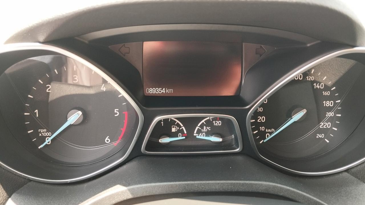 FORD KUGA 1.5 TDCI-AUTO-RETROC-GARANZIA FULL