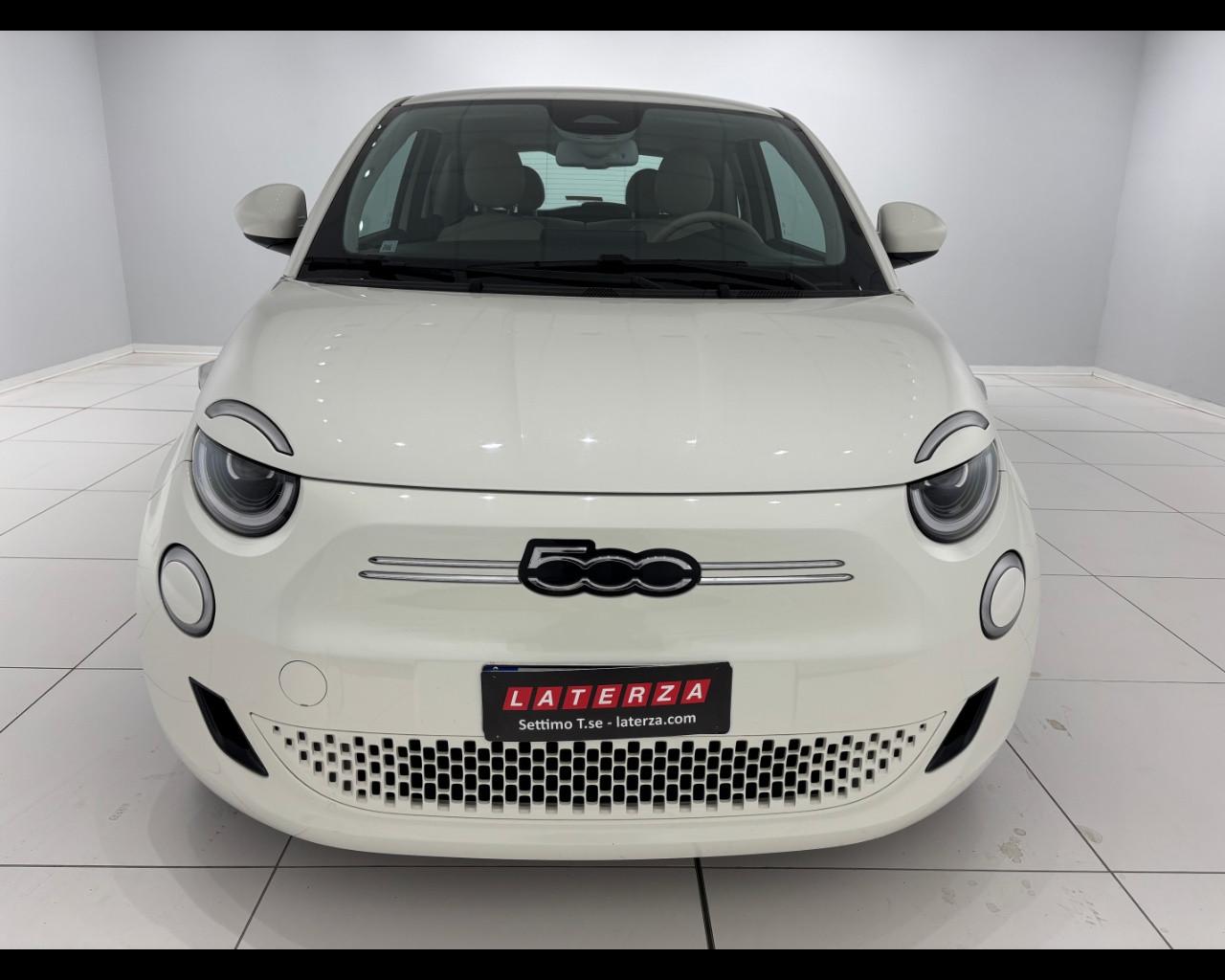 FIAT 500e 42 kWh La Prima by Bocelli