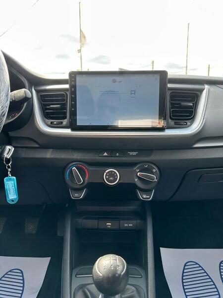 Kia Stonic 1.2 DPI Urban