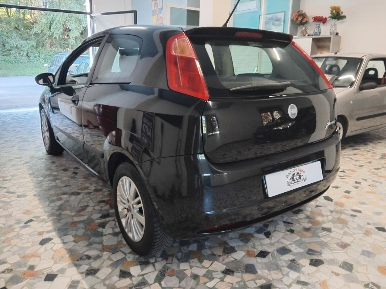 Fiat Grande Punto 1.3 MJT 75 CV 3 porte Active