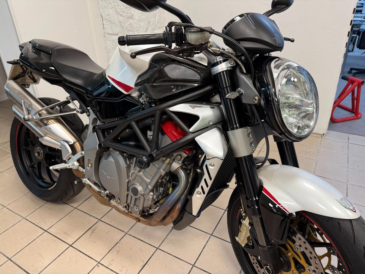 Mv Agusta Brutale 910 R