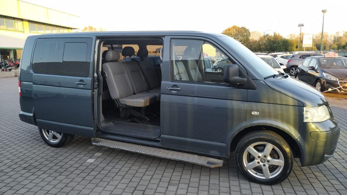 VOLKSWAGEN - Caravelle 2.5 TDI 9 POSTI 174 CV FULL
