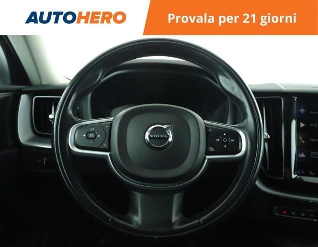 VOLVO XC60 B4 (d) Geartronic Momentum