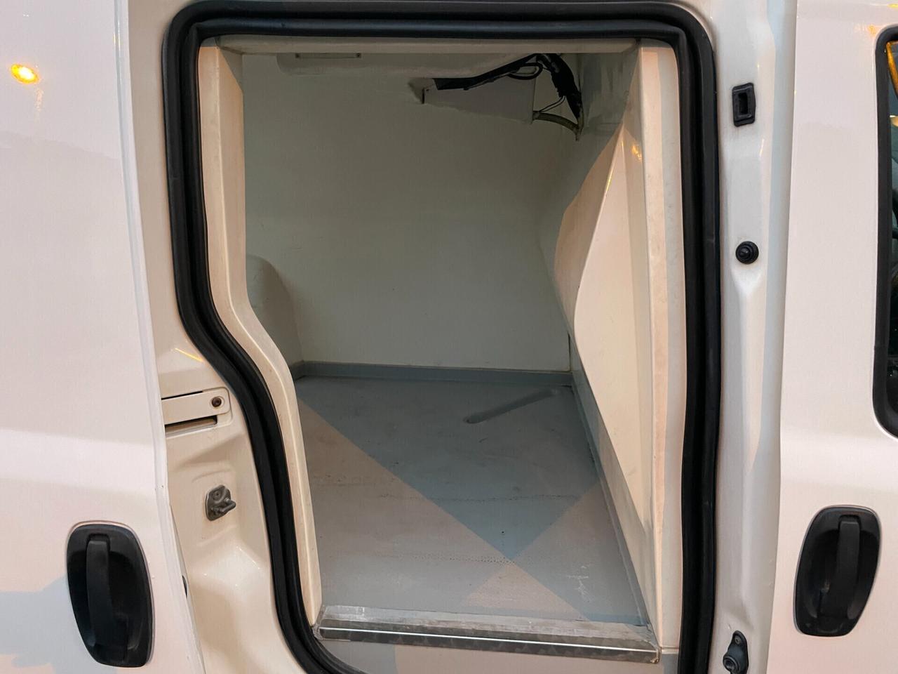 Fiat Doblo Doblò 1.6 MJT 105CV FRIGO ISOTERMICO