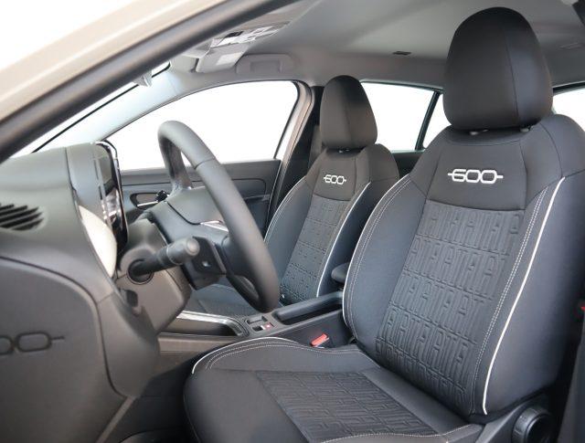 FIAT 600 Hybrid 110 CV DCT MHEV Serie Speciale Icon