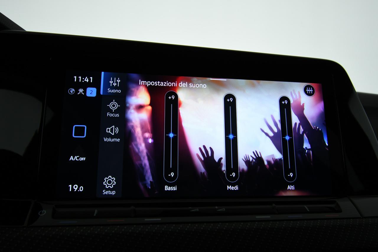 VOLKSWAGEN Golf 1.5 etsi evo R-Line 130cv dsg NEOPATENTATI+ACC+APPLE CARPLAY