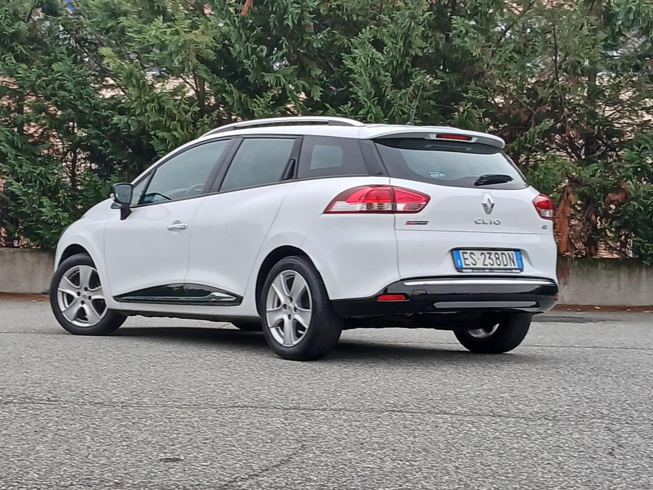 Renault Clio AUTO IMPECCABILE