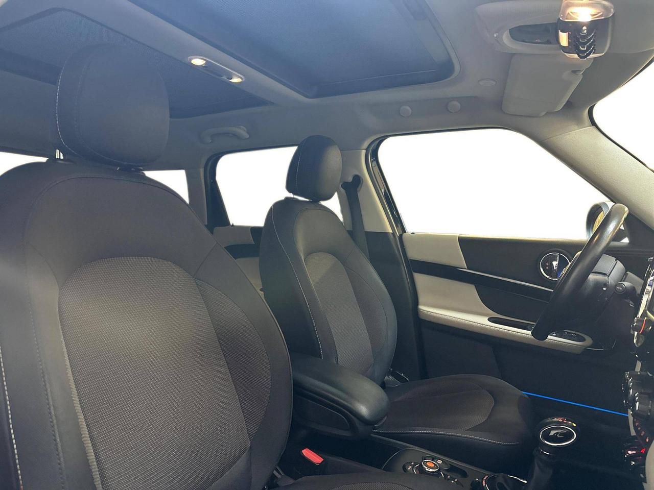 MINI Countryman Cooper D Hype