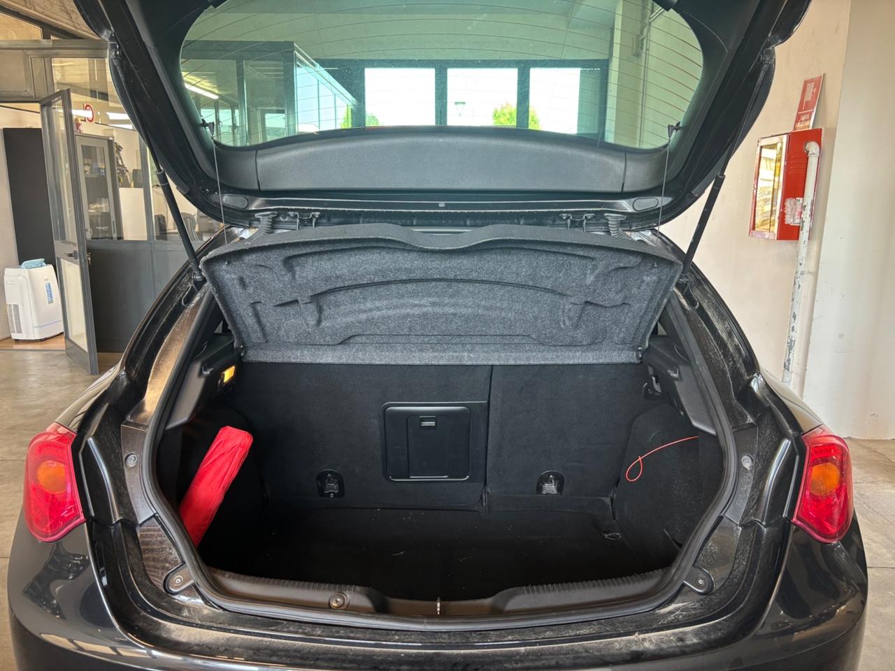 Alfa Romeo Giulietta 1.6 JTDm-2|OK NEOPATENTATI |