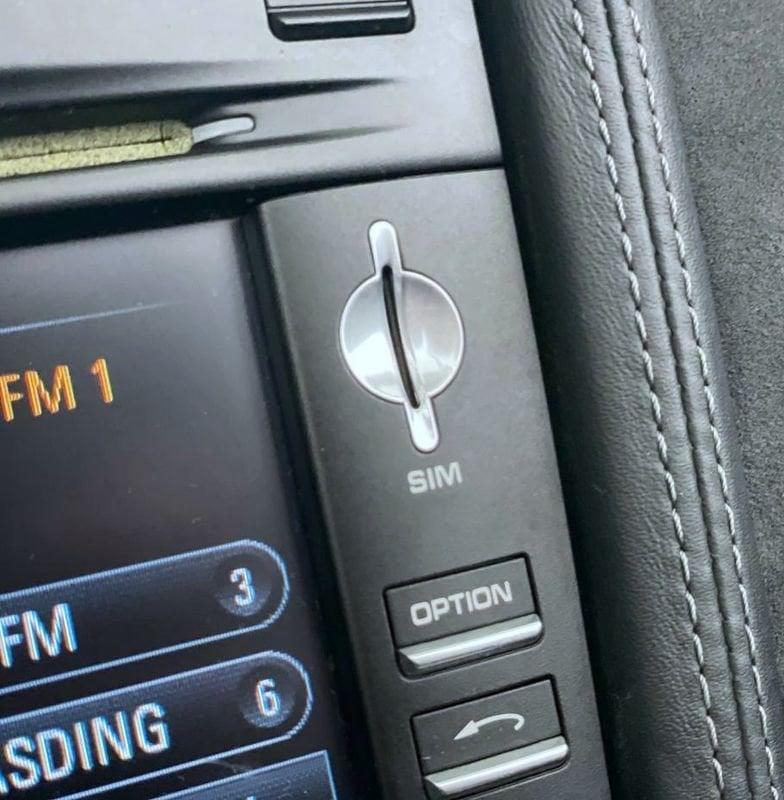 Porsche 911 CARRERA 4 Cabriolet GTS PDK