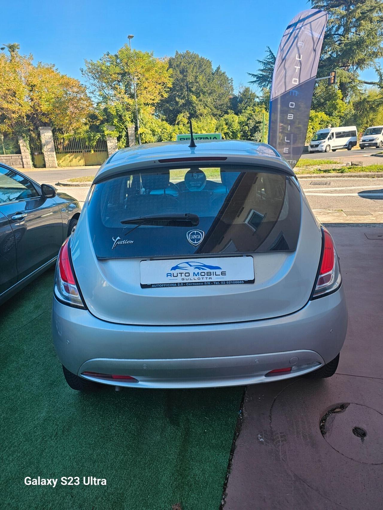 Lancia Ypsilon 1.2 69 CV 5 porte Silver