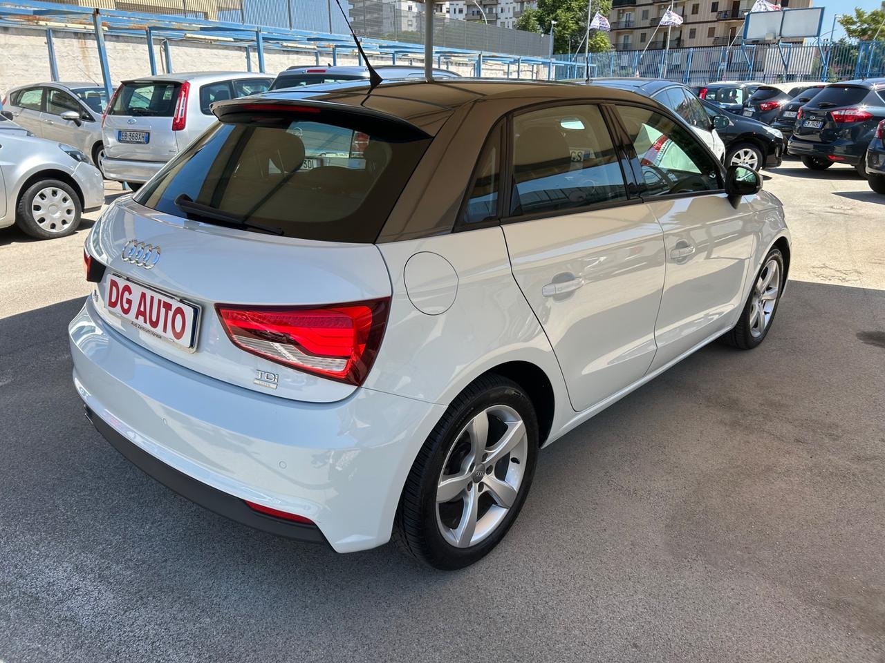 Audi A1 1.4 diesel 90 cv 2015 120.000 km