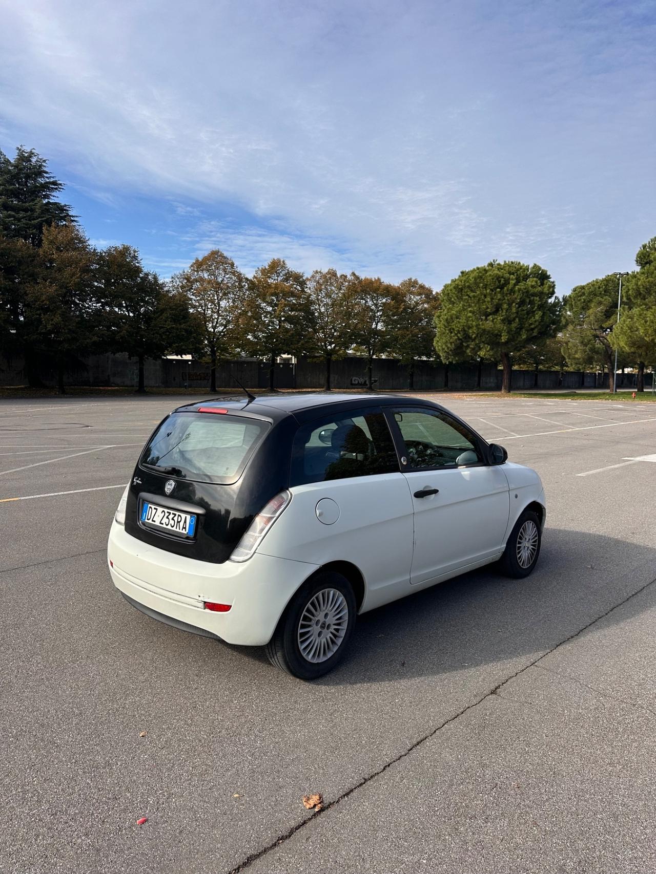 Lancia Ypsilon 1.4 Benzina/GPL